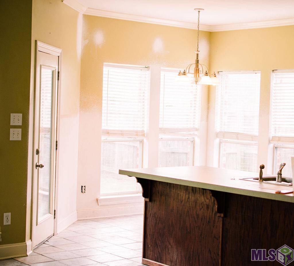 9354 Rue De Benoit Denham Springs, LA 70706 - Photo 9 of 21 Gallery Image 9