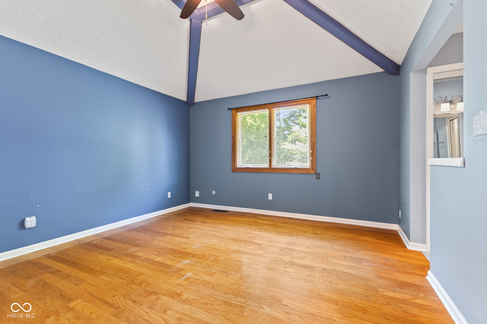 264 Leaning Tree Road Greenwood, IN 46142 - Photo 11 of 23 Gallery Image 11
