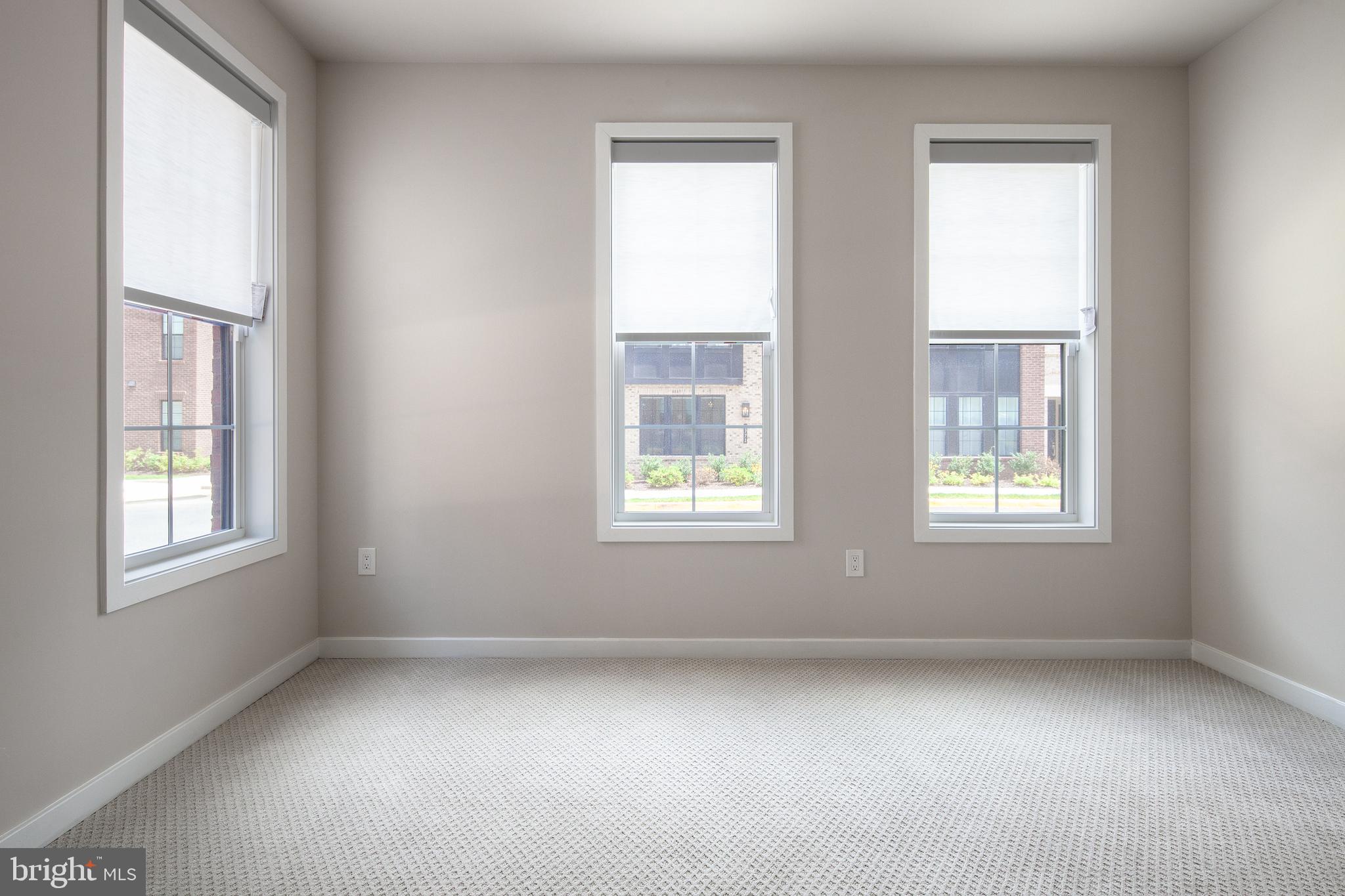 1770 Violet Ridge Place McLean, VA 22102 - Photo 7 of 54