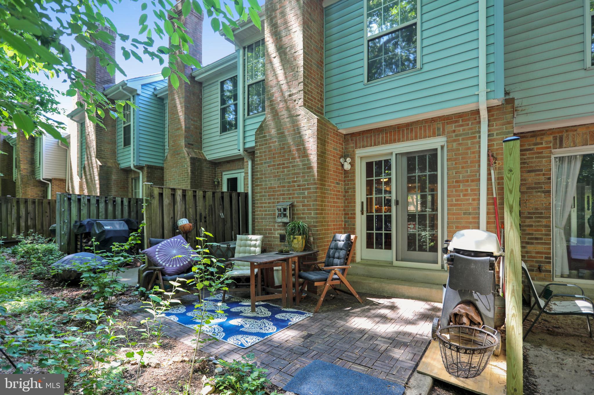 2038 Derby Ridge Lane Silver Spring, MD 20910 - Photo 13 of 28
