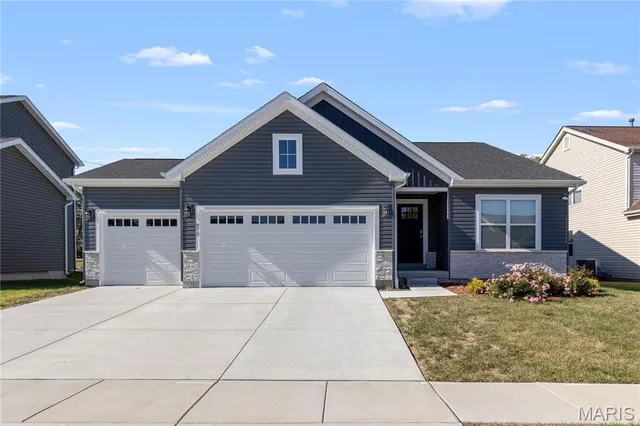 $420,000 | 973 Brookfield Chase Court, Florissant, MO 63031