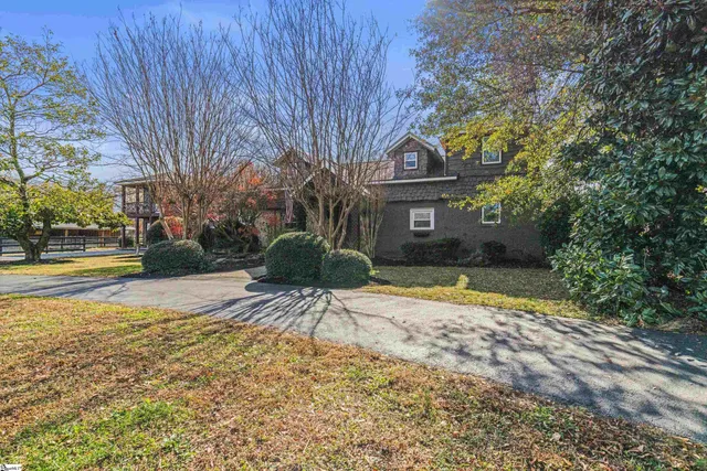 $925,000 | 102 Harts Lane, Simpsonville, SC 29681