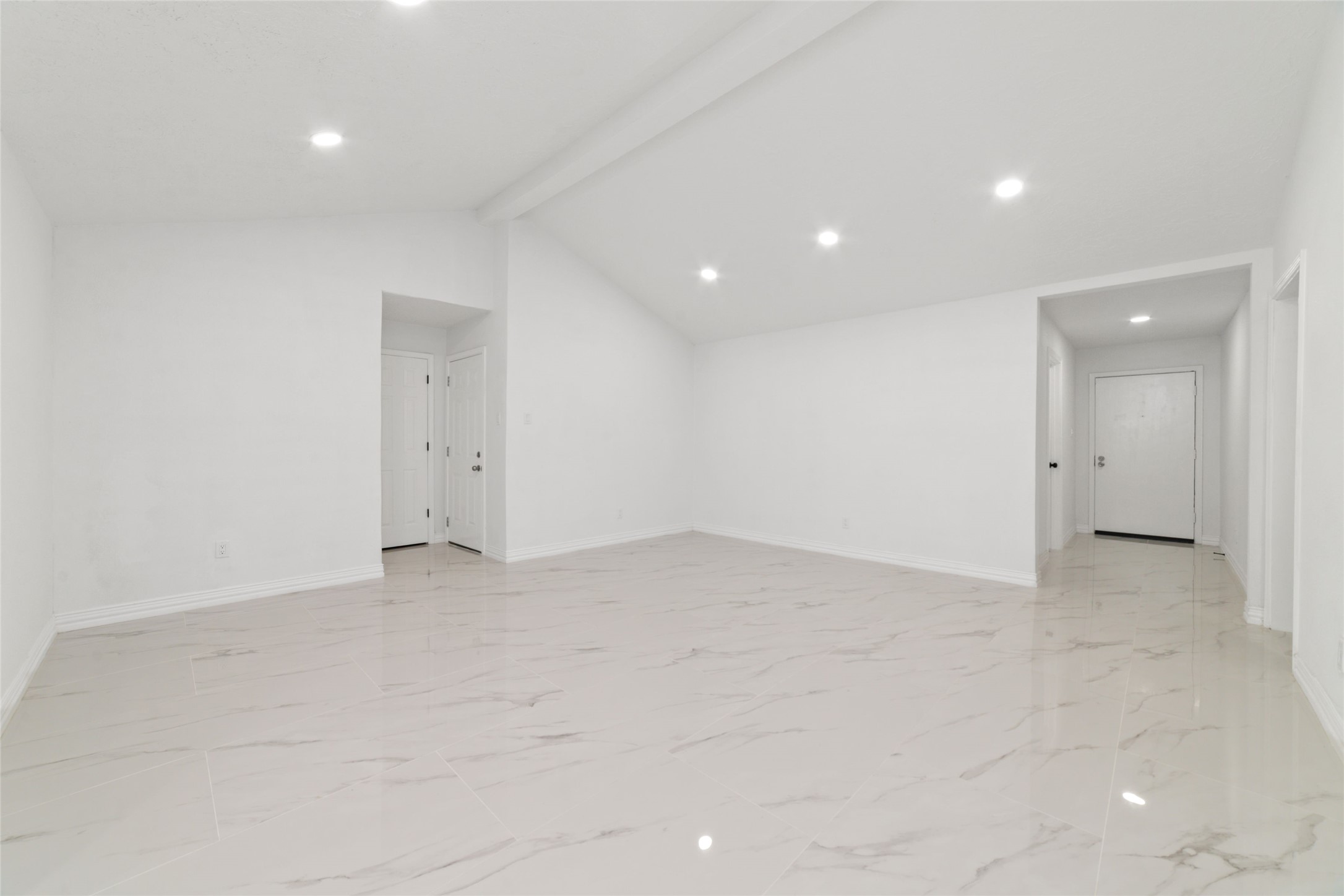 11434 Sharpview Drive Houston, TX 77072 - Photo 7 of 25 a view of an empty room