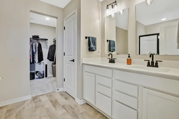 $425,000 | 15019 Athgoe Drive, Rosemount, MN 55068