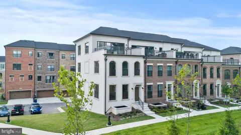 $896,348 | 612 Catamaran Way, National Harbor, MD 20745