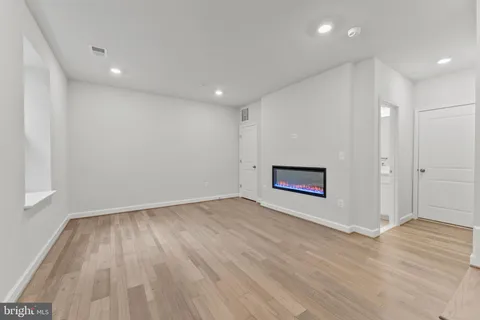 $896,348 | 612 Catamaran Way, National Harbor, MD 20745