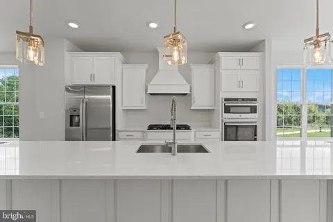 $896,348 | 612 Catamaran Way, National Harbor, MD 20745