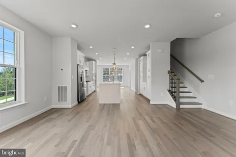 $896,348 | 612 Catamaran Way, National Harbor, MD 20745
