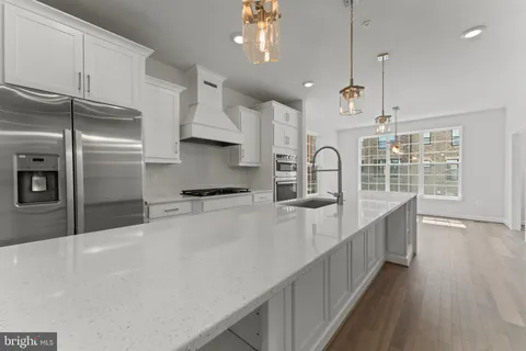 $896,348 | 612 Catamaran Way, National Harbor, MD 20745