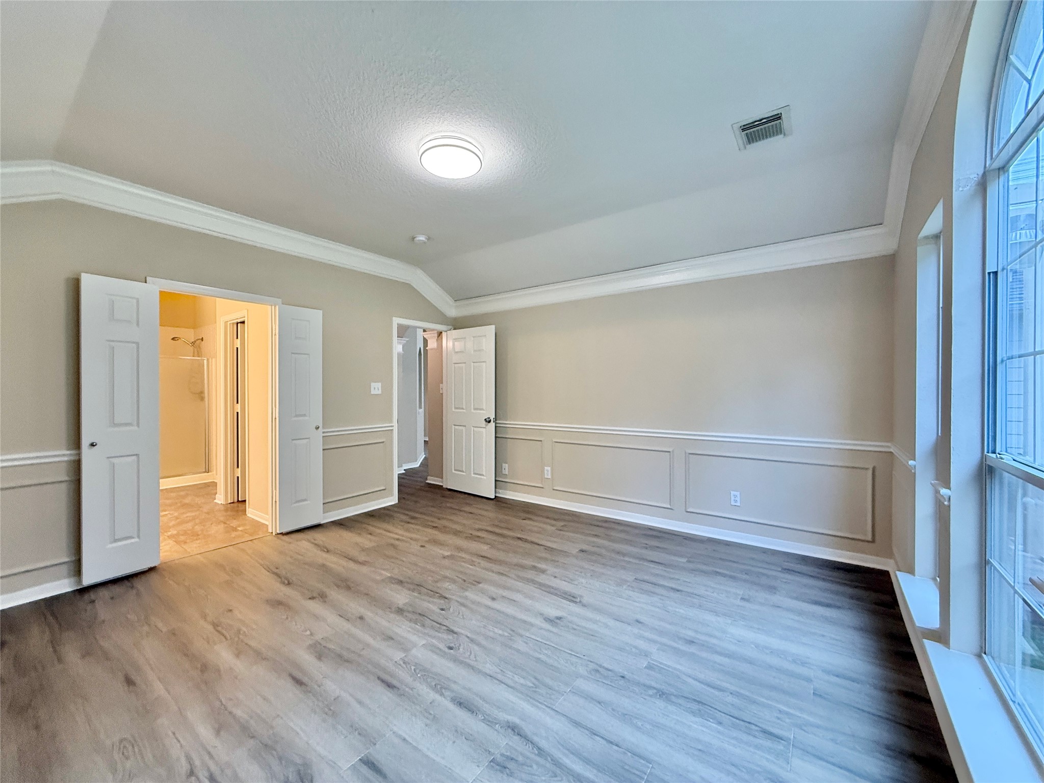 25335 Rayford Crest Drive Spring, TX 77386 - Photo 30 of 44 Primary Bedroom