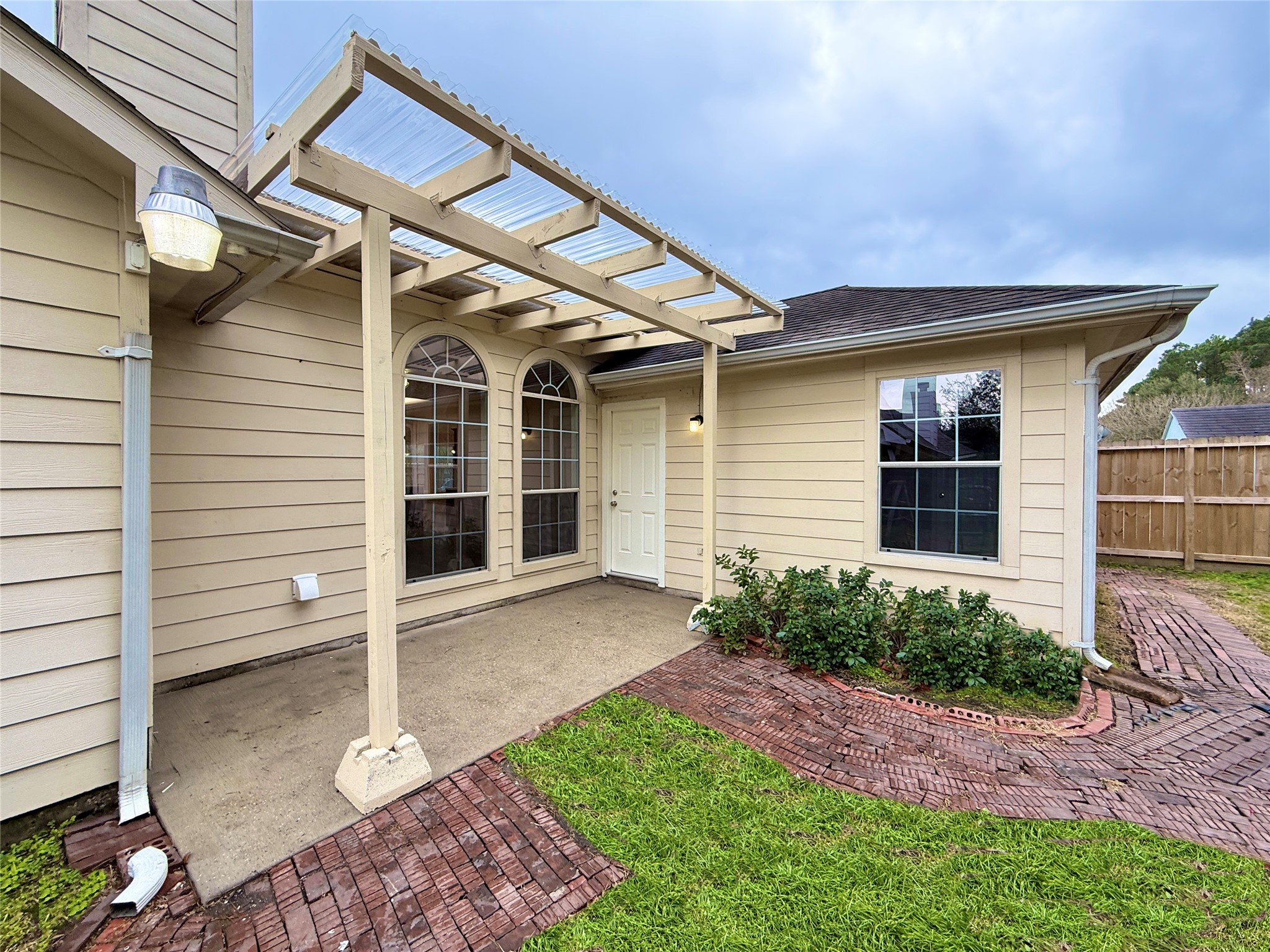 25335 Rayford Crest Drive Spring, TX 77386 - Photo 40 of 44 Enjoy the outdoors under this new covered patio