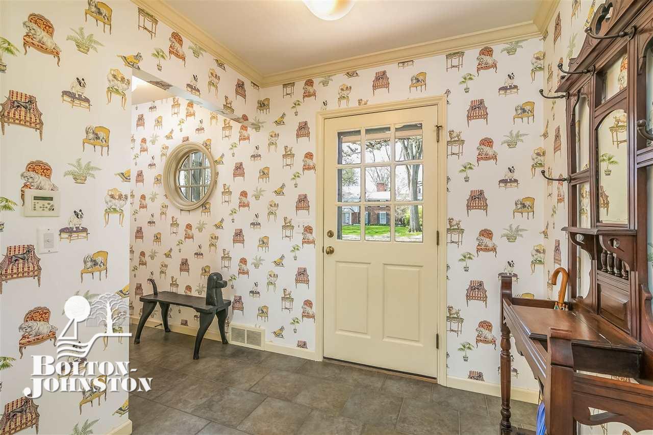 110 Touraine Road Grosse Pointe Farms, MI 48236 - Photo 19 of 68