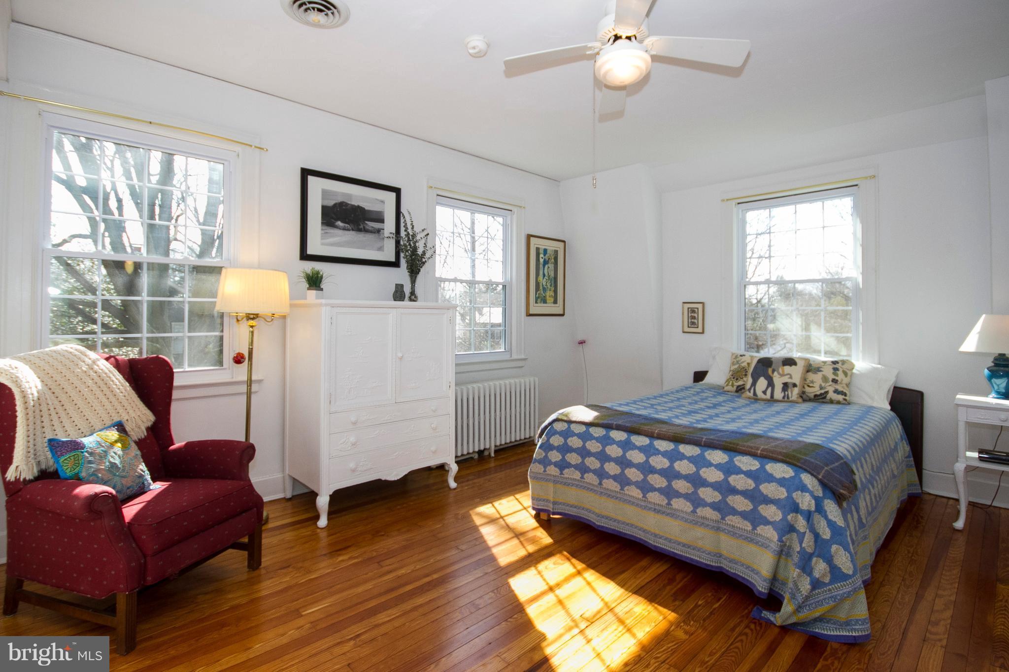 400 Hollen Road Baltimore, MD 21212 - Photo 17 of 29 Bright Second Bedroom; note replacements windows.