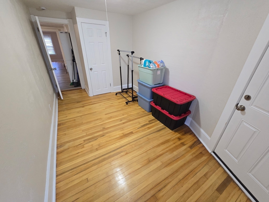 31 Prospect Street, Unit 1R Webster, MA 01570 - Photo 8 of 9