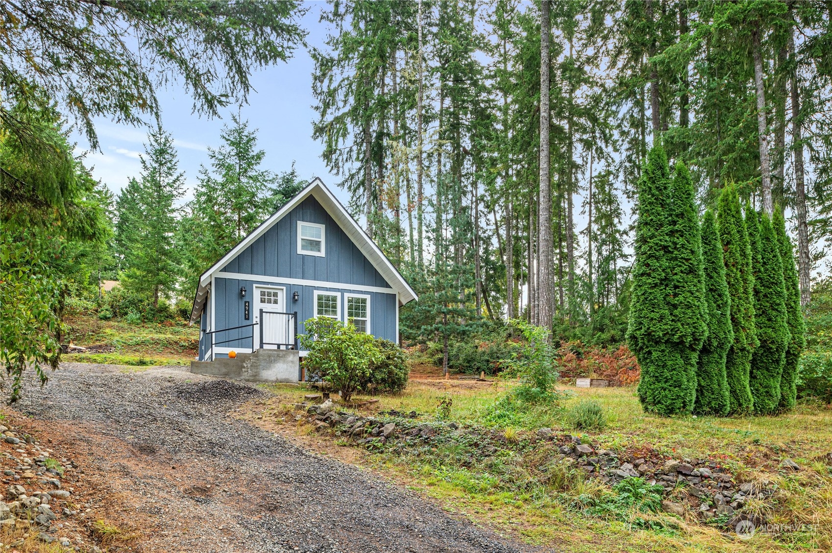 4941 East Rasor Road Belfair, WA 98528 - Photo 1 of 25 Gallery Image 1