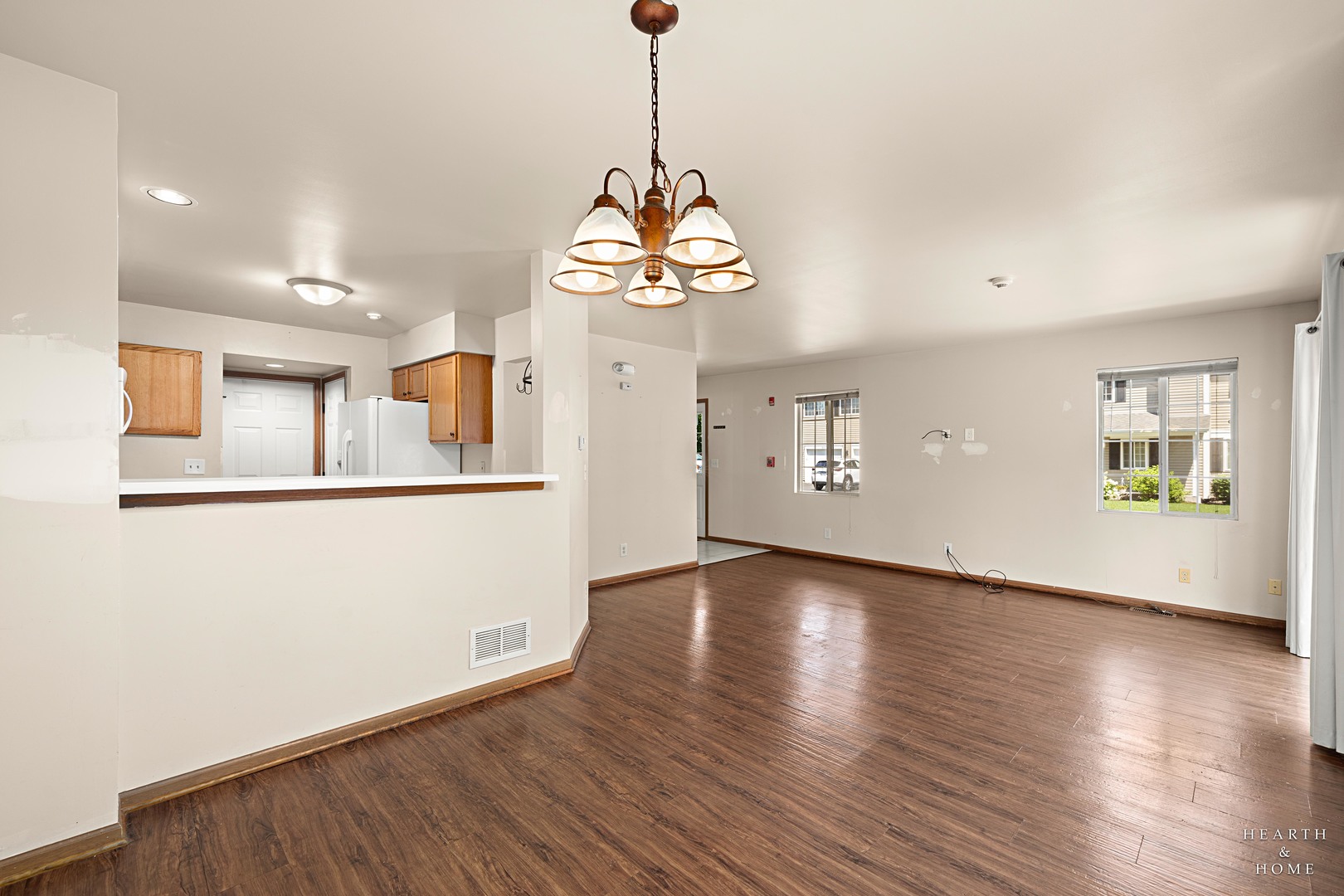 677 Silver Creek Road Woodstock, IL 60098 - Photo 12 of 27
