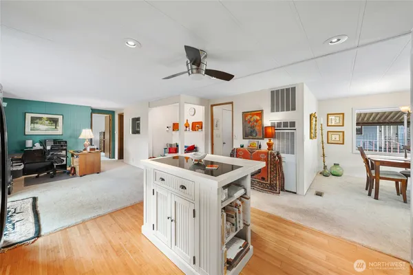 $132,500 | 1402 22nd Street Northeast, Unit 261, Auburn, WA 98002