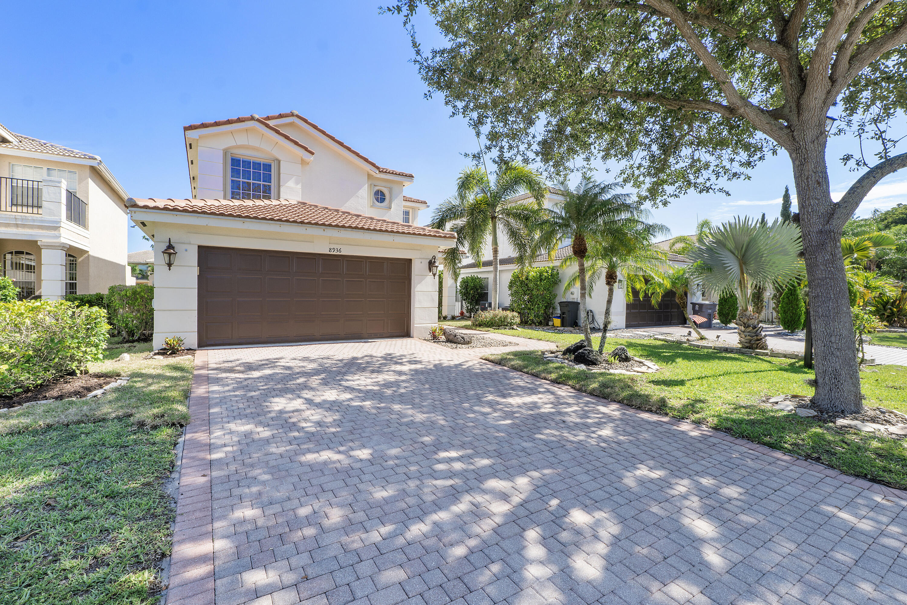 8936 Chestnut Ridge Way Boynton Beach, FL 33473 - Photo 47 of 50 Exterior front glevel angle nice