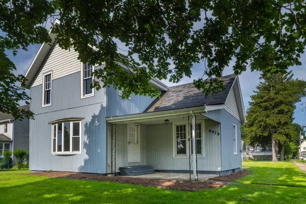$299,900 | 8970 2nd Street, Baroda, MI 49101