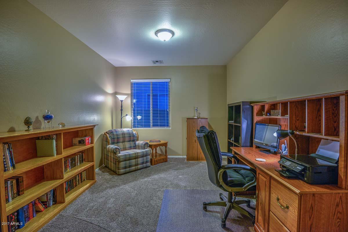 6825 West Carson Road Laveen, AZ 85339 - Photo 14 of 18 Plenty of space at Owner's Retreat