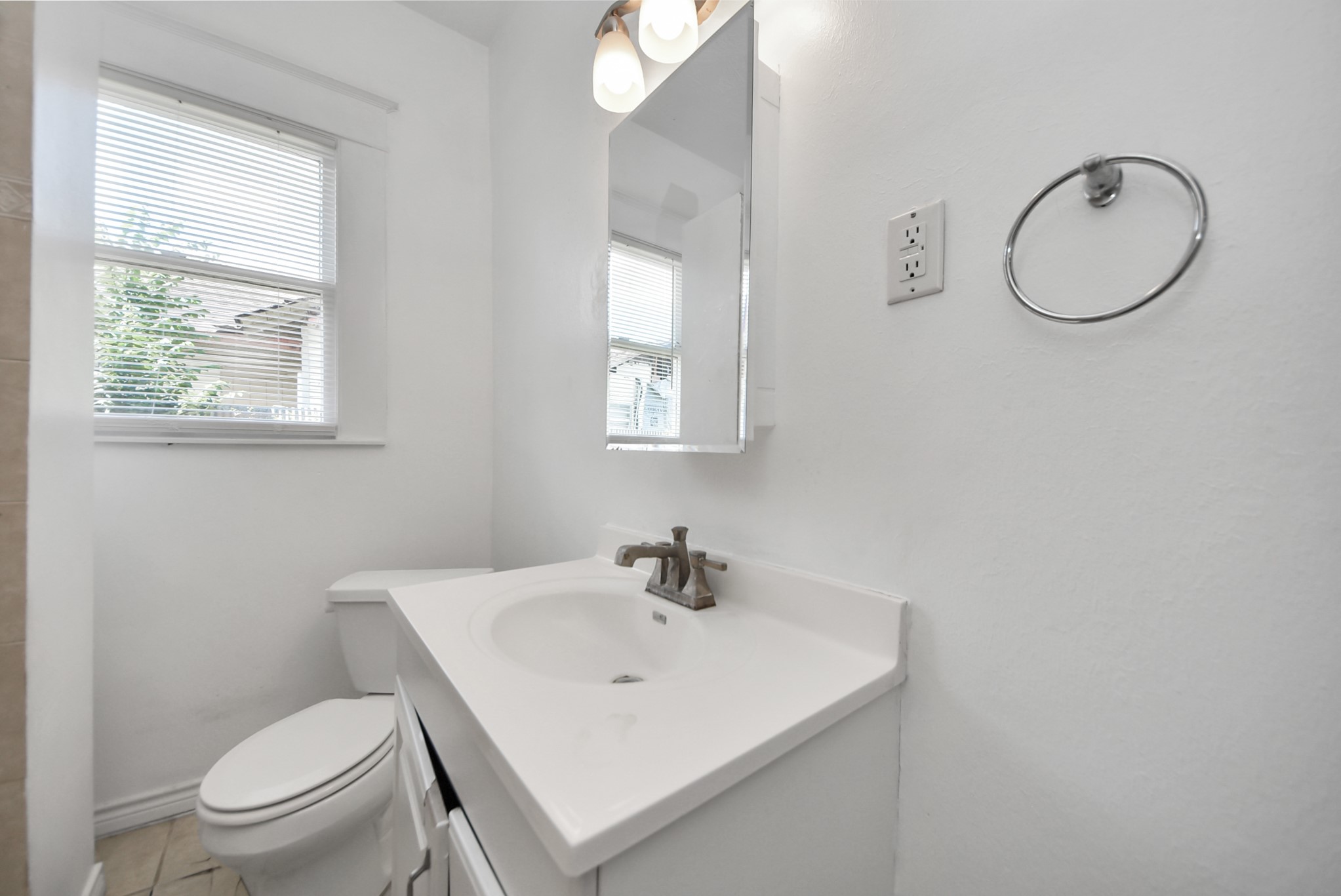 6 Jenkins Street Houston, TX 77003 - Photo 41 of 42