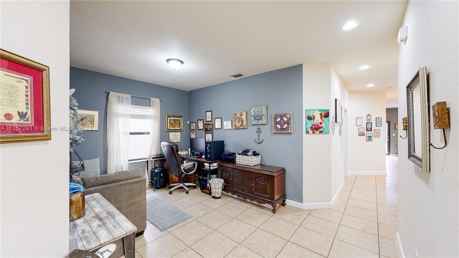 672 Southeast 34th Avenue Homestead, FL 33033 - Photo 12 of 65