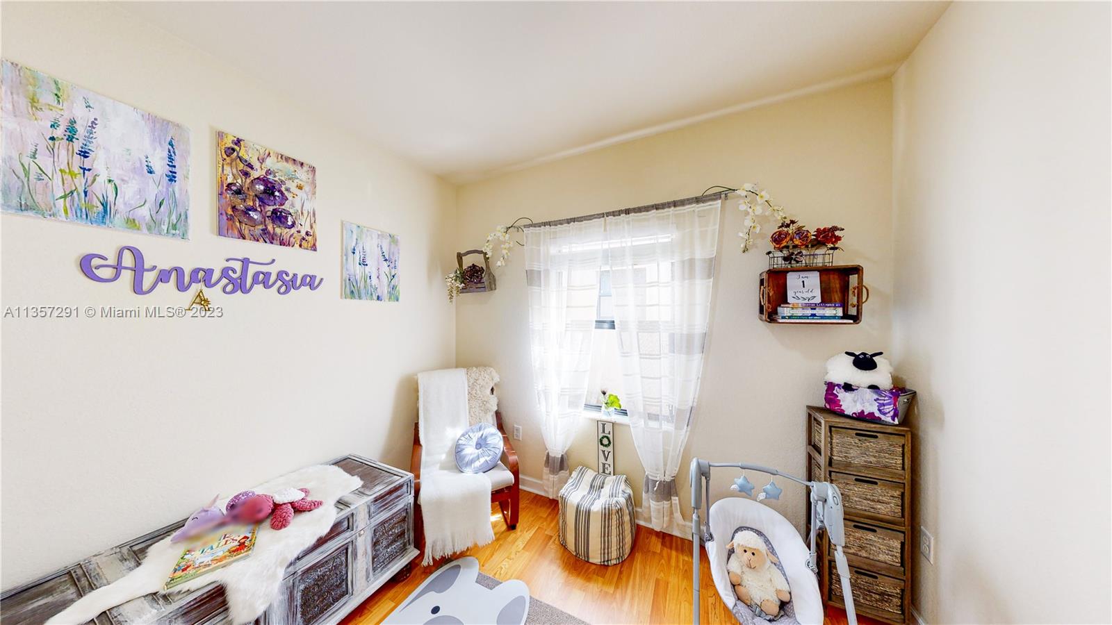 672 Southeast 34th Avenue Homestead, FL 33033 - Photo 23 of 65 a view of a workspace with furniture and toys