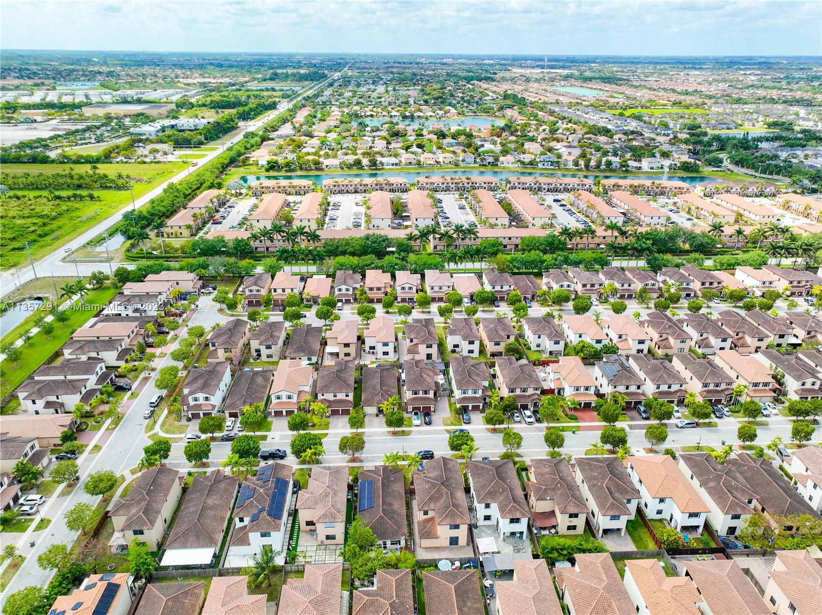 672 Southeast 34th Avenue Homestead, FL 33033 - Photo 63 of 65