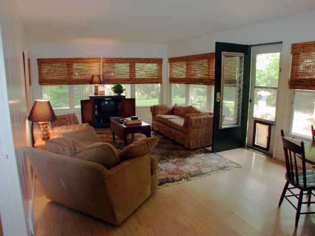 3097 Herrick Road Columbus, OH 43221 - Photo 6 of 11