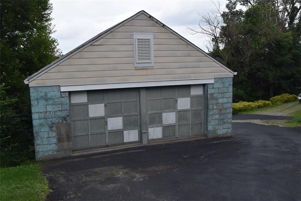 3515 Willett Road Pittsburgh, PA 15227 - Photo 21 of 25 Gallery Image 21