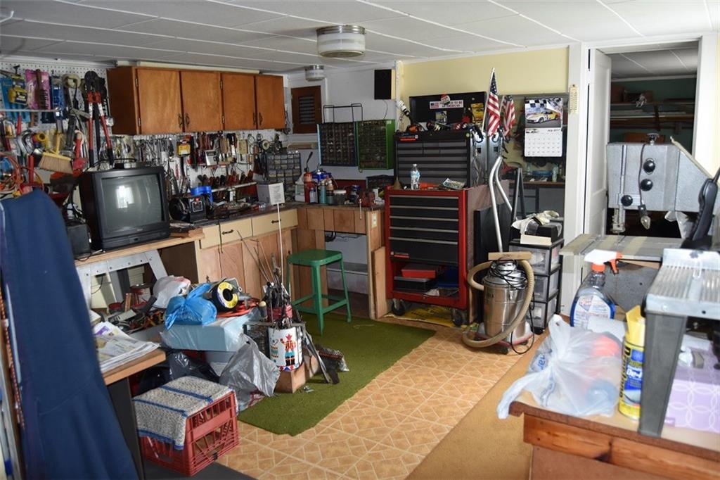 3515 Willett Road Pittsburgh, PA 15227 - Photo 9 of 25 Gallery Image 9