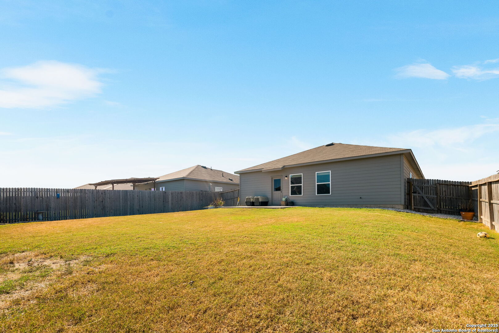 7311 Marina Del Rey Converse, TX 78109 - Photo 24 of 25 a view of pool with a yard