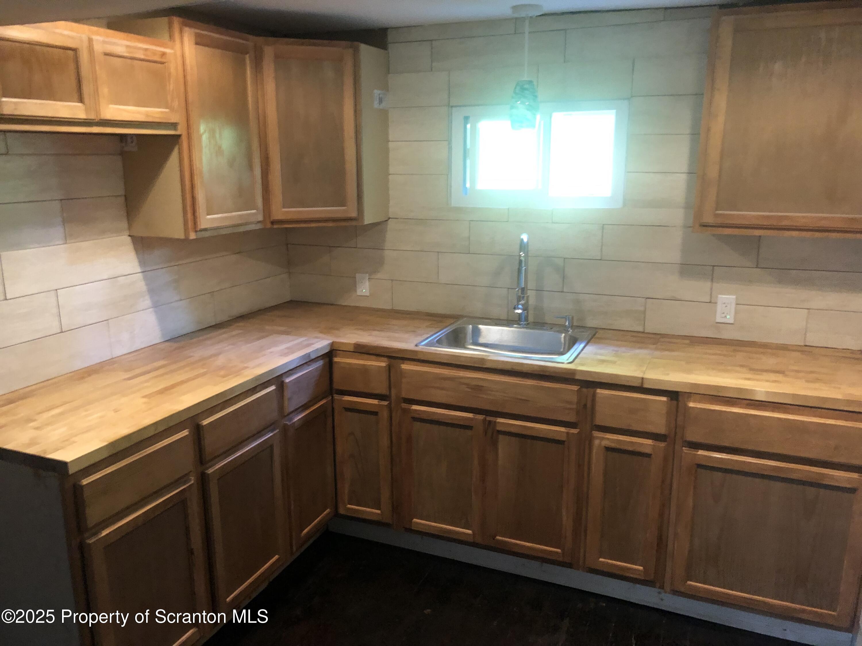 208 South Turnpike Road Dalton, PA 18414 - Photo 26 of 34 k95UCXinSJau8ZCnHmmARA