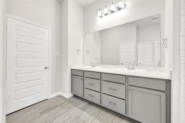 $500,000 | 9319 Galloway Wds Trail, Tomball, TX 77375