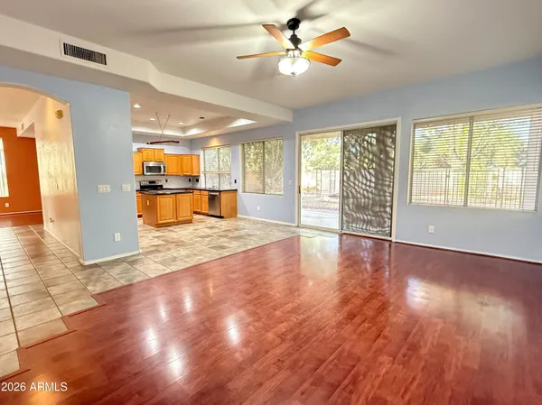 $3,995 | 9786 South La Rosa Drive, Tempe, AZ 85284