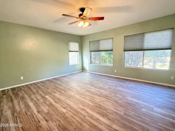 $3,995 | 9786 South La Rosa Drive, Tempe, AZ 85284