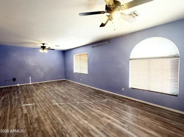 $3,995 | 9786 South La Rosa Drive, Tempe, AZ 85284