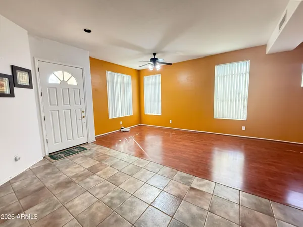 $3,995 | 9786 South La Rosa Drive, Tempe, AZ 85284