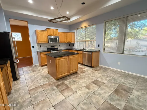 $3,995 | 9786 South La Rosa Drive, Tempe, AZ 85284