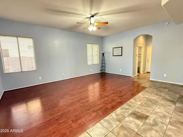 $3,995 | 9786 South La Rosa Drive, Tempe, AZ 85284