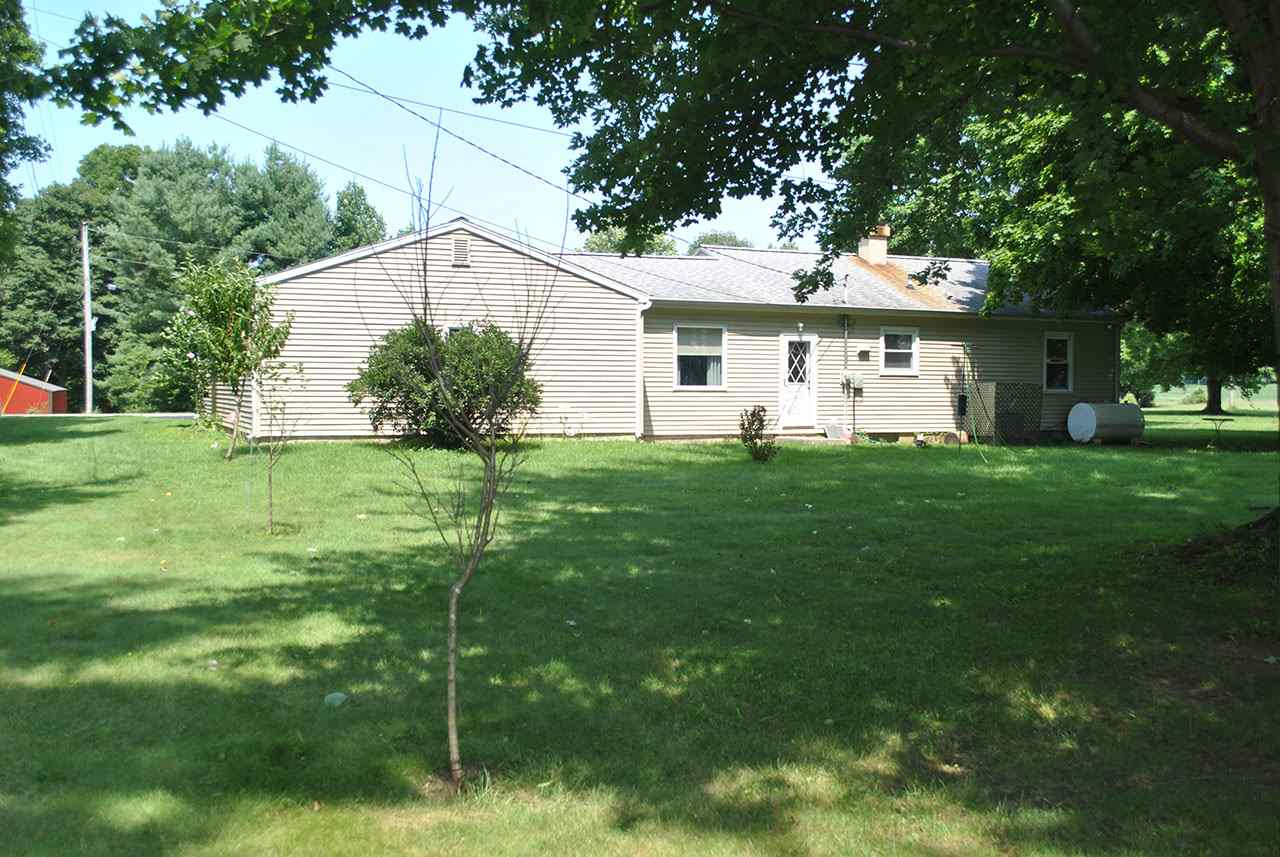 1045 Spade Drive Rochester, IN 46975 - Photo 5 of 32