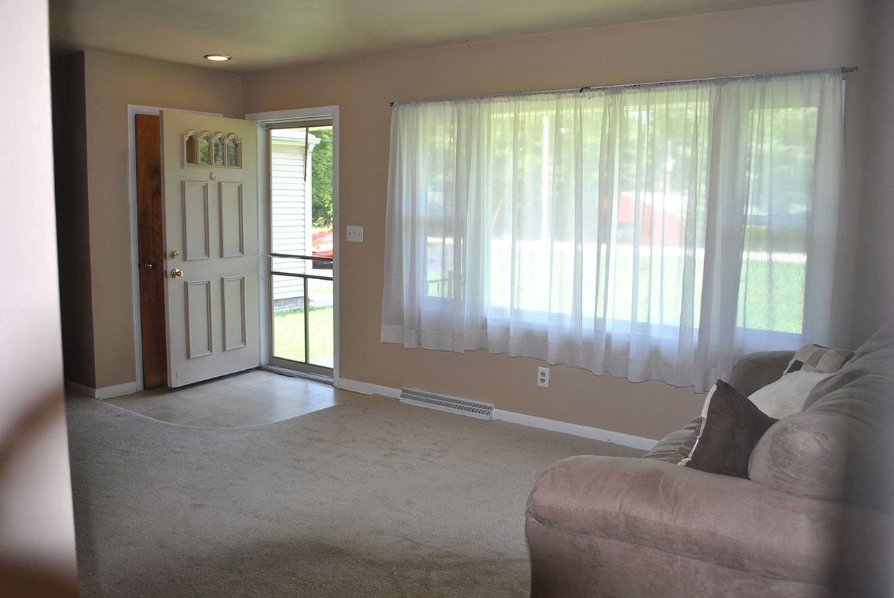 1045 Spade Drive Rochester, IN 46975 - Photo 7 of 32