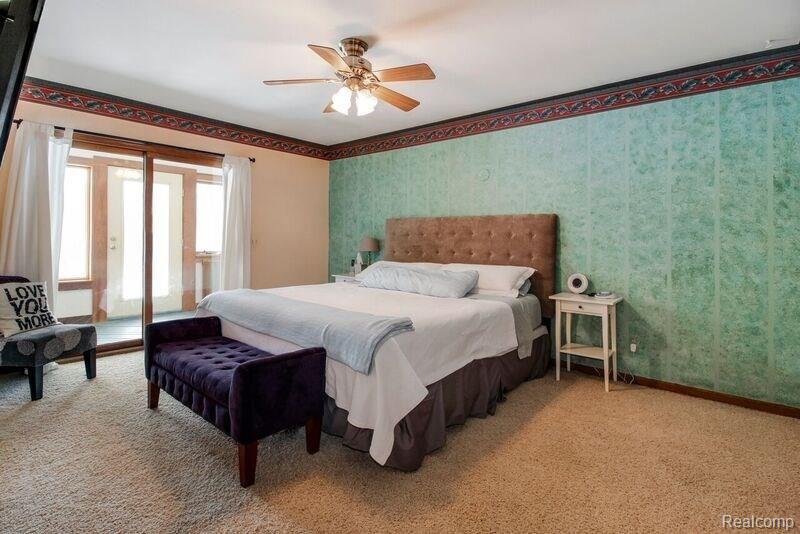 9240 Wiggins Road Howell, MI 48855 - Photo 25 of 60 2nd Master Suite on upper level. Private enclosed deck