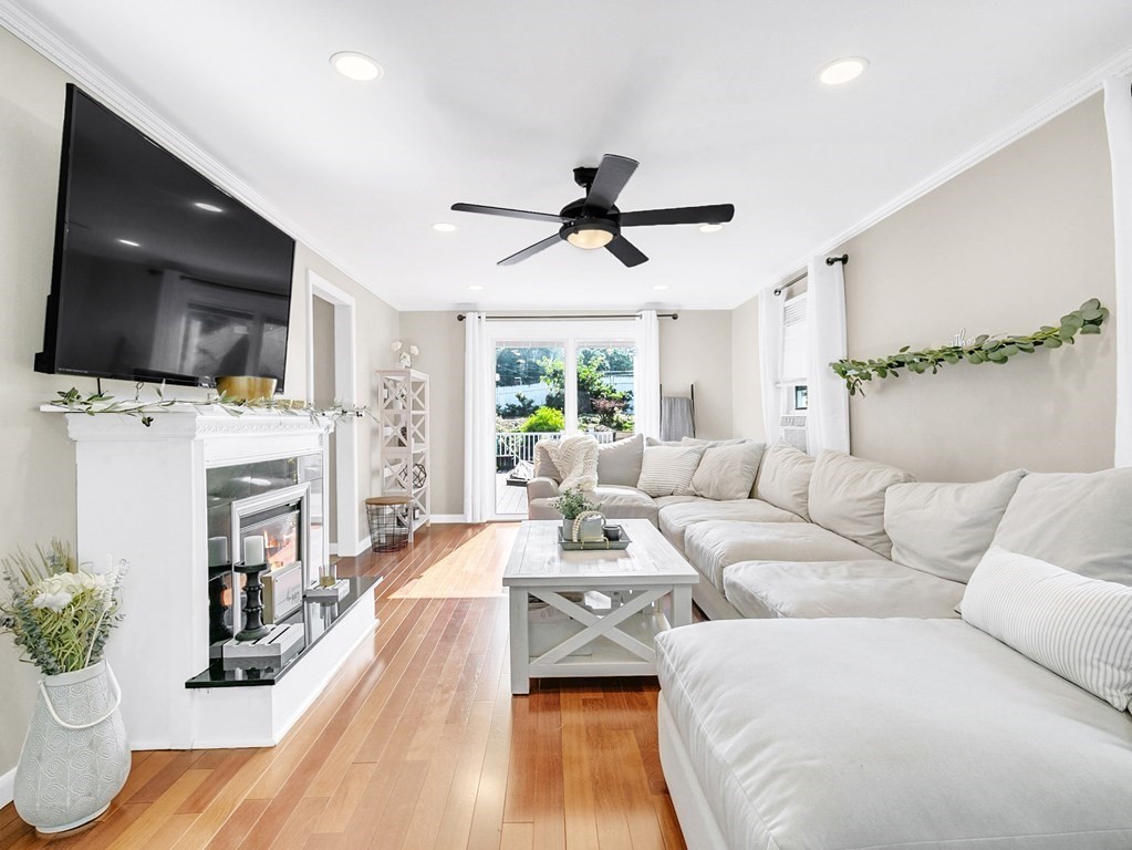 42 Westmoor Road Boston, MA 02132 - Photo 4 of 31 Gallery Image 4