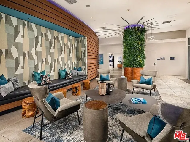 $4,689 | 707 East Ocean Boulevard, Unit PH1702, Long Beach, CA 90802