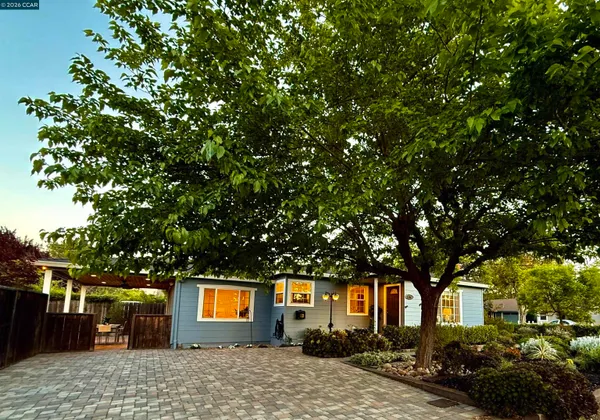 $698,000 | 2140 5th Avenue, Concord, CA 94518