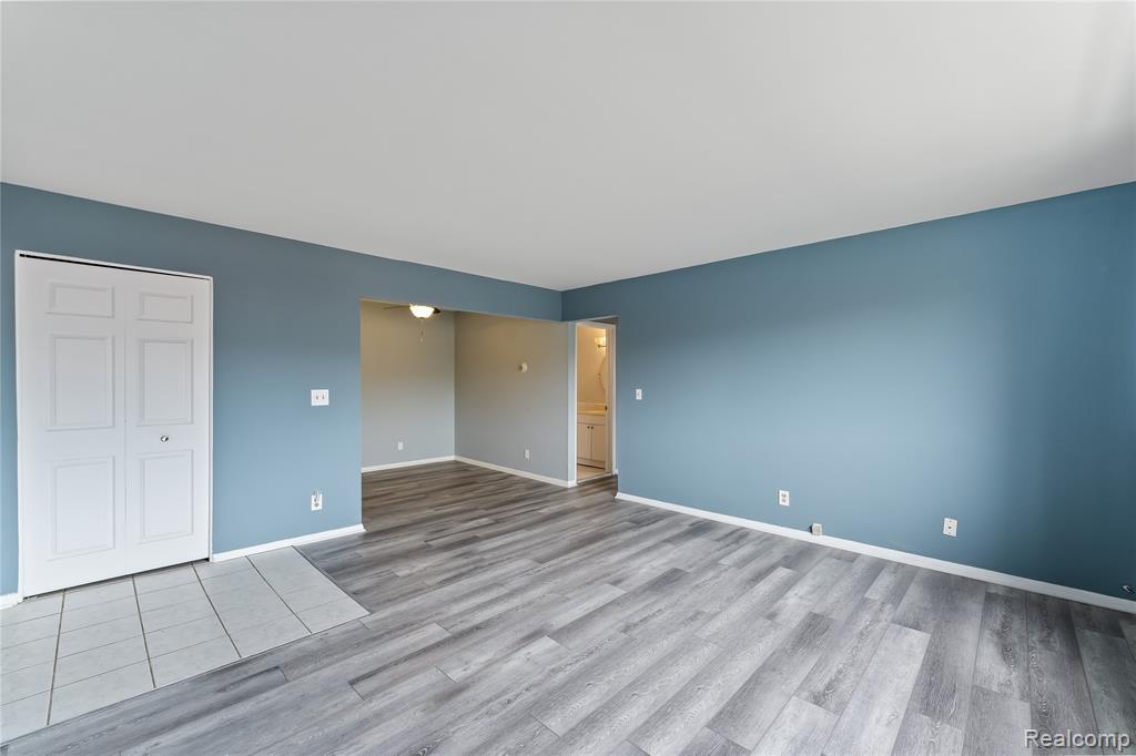 801 Plate Street, Unit 201 Rochester, MI 48307 - Photo 6 of 17
