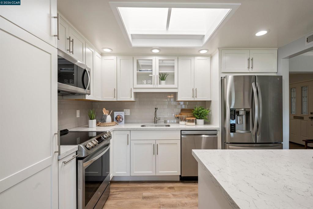 2817-2817 Golden Rain Road, Unit 7 Walnut Creek, CA 94595 - Photo 17 of 47