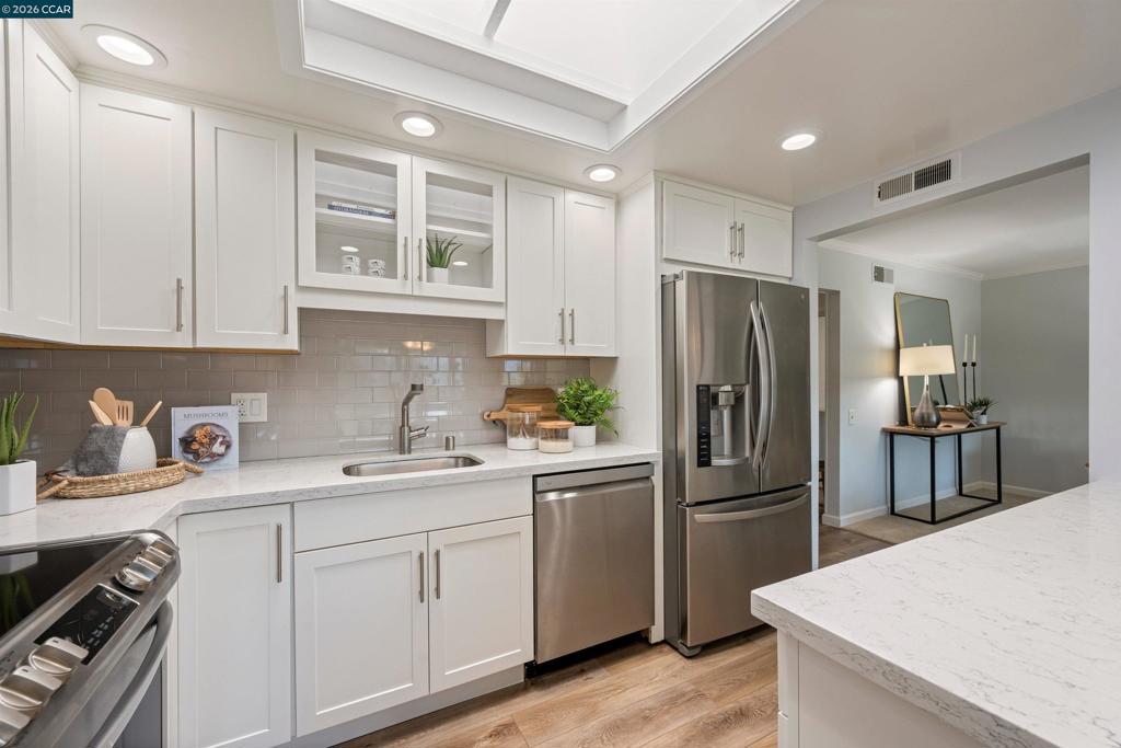 2817-2817 Golden Rain Road, Unit 7 Walnut Creek, CA 94595 - Photo 18 of 47