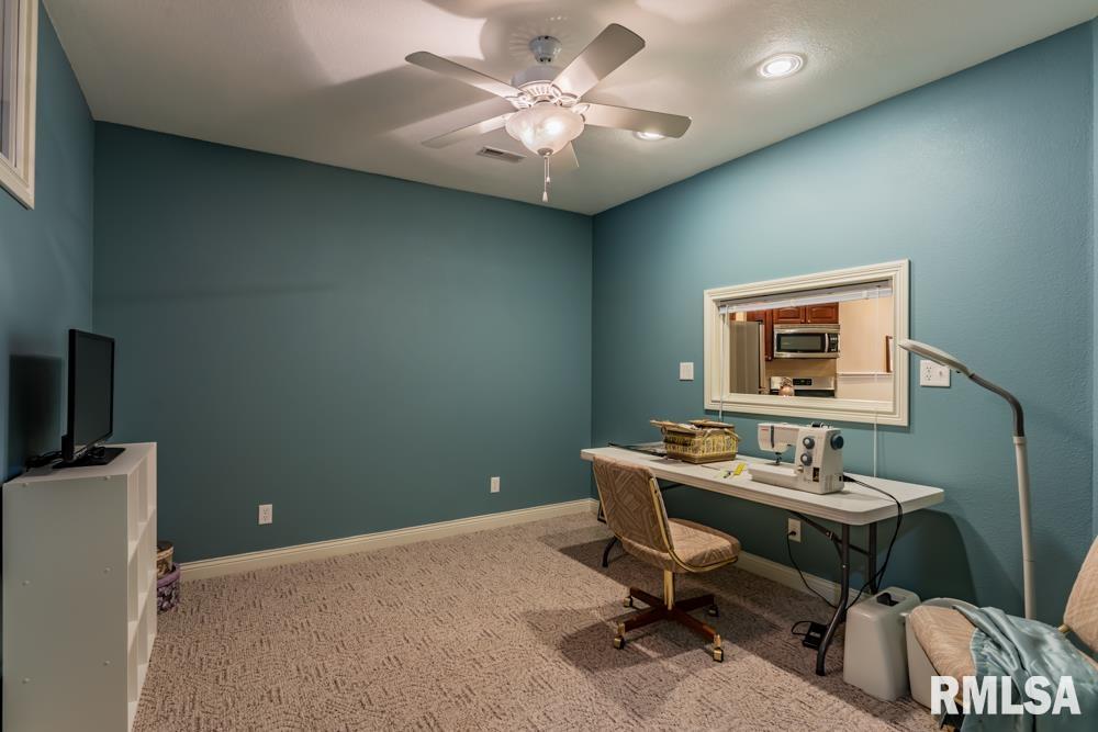 1804 Autumn Ridge Washington, IL 61571 - Photo 31 of 47 Gallery Image 31